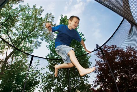 Games To Play On A Trampoline With 2 Players