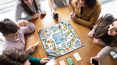 Best Board Games For Big Groups