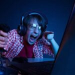Playing Too Much Video Games Affect Your Health